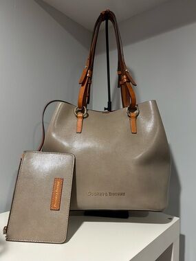 Dooney & Bourke Sienna Briana Textured Leather Tote w Matching Wristlet NWOT